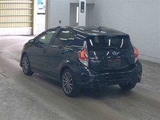 2015 Toyota AQUA - Thumbnail