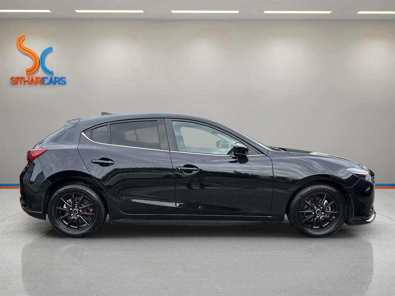 2018 Mazda Axela
