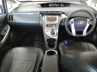 2013 Toyota Prius - Thumbnail