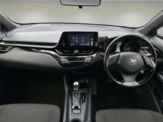2017 Toyota C-HR - Thumbnail