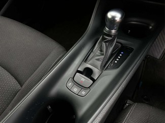 2017 Toyota C-HR - Thumbnail