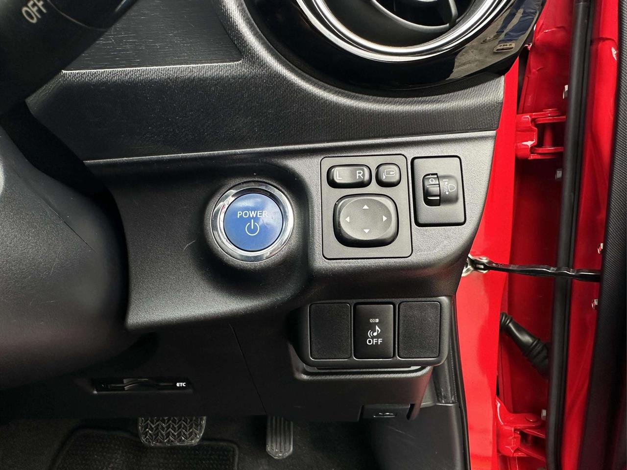 2015 Toyota AQUA