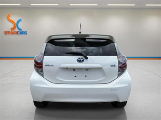 2013 Toyota AQUA - Thumbnail