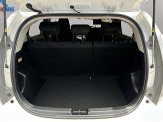 2013 Toyota AQUA - Thumbnail