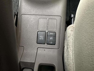 2008 Toyota Vitz - Thumbnail