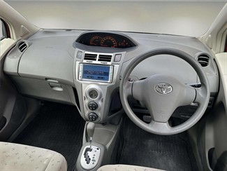 2008 Toyota Vitz - Thumbnail