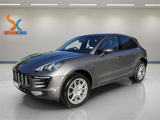 2015 Porsche Macan - Thumbnail