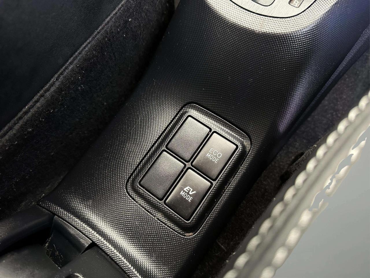 2014 Toyota AQUA