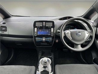 2017 Nissan Leaf - Thumbnail