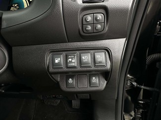 2017 Nissan Leaf - Thumbnail