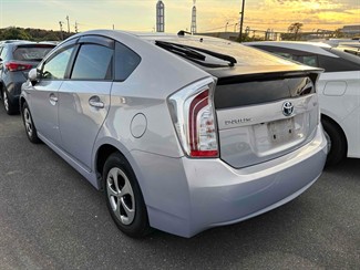 2013 Toyota Prius - Thumbnail