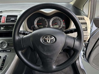 2009 Toyota AURIS - Thumbnail