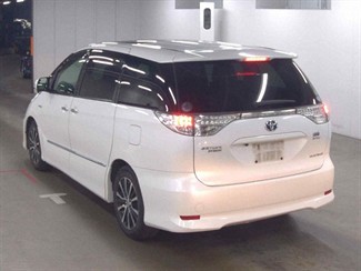 2013 Toyota Estima - Thumbnail