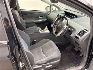 2012 Toyota Prius - Thumbnail
