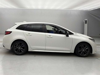 2021 Toyota Corolla - Thumbnail