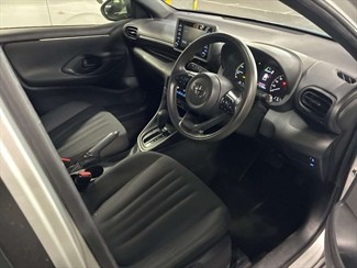 2021 Toyota Yaris - Thumbnail