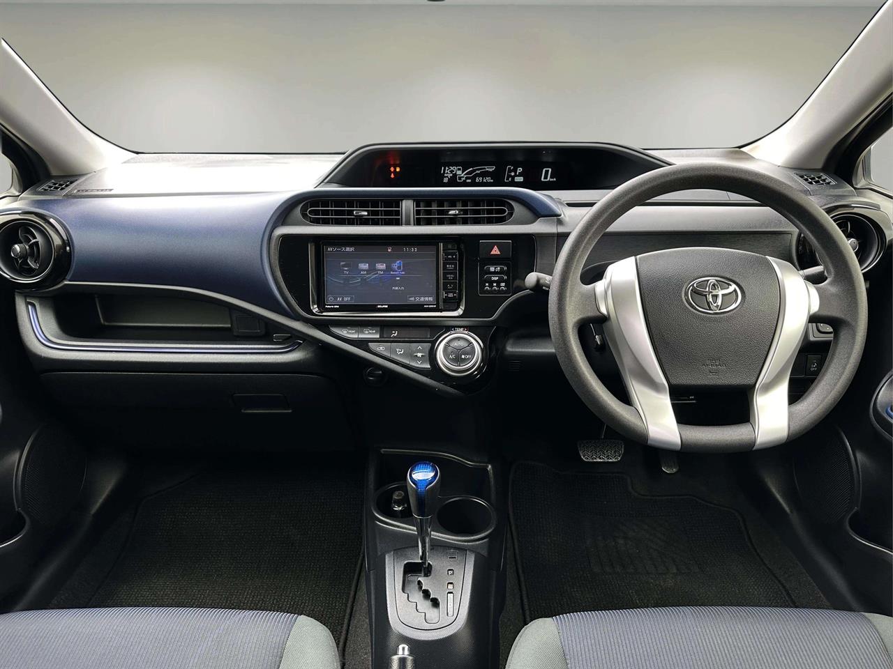 2015 Toyota AQUA