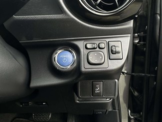 2015 Toyota AQUA - Thumbnail