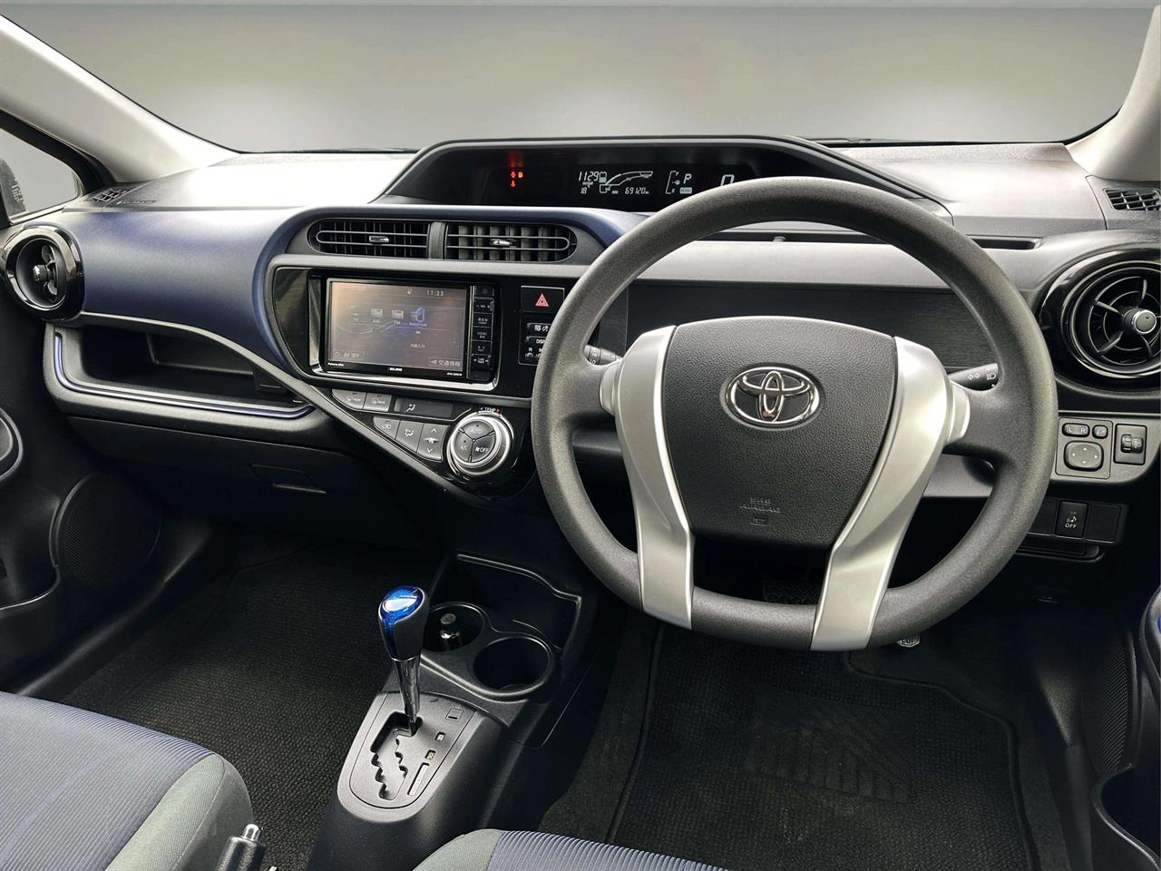 2015 Toyota AQUA