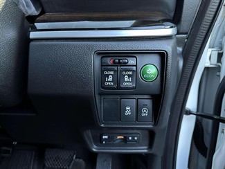 2014 Honda Odyssey - Thumbnail