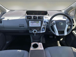 2014 Toyota Prius - Thumbnail