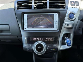 2014 Toyota Prius - Thumbnail