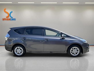 2014 Toyota Prius - Thumbnail