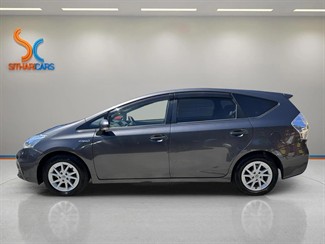 2014 Toyota Prius - Thumbnail