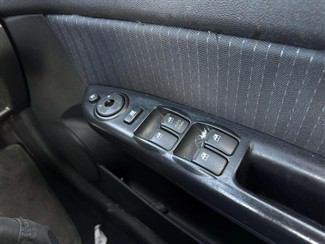 2006 Hyundai Tb - Thumbnail