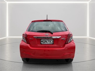 2012 Toyota Yaris - Thumbnail