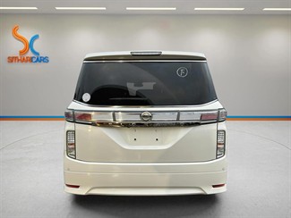 2013 Nissan Elgrand - Thumbnail