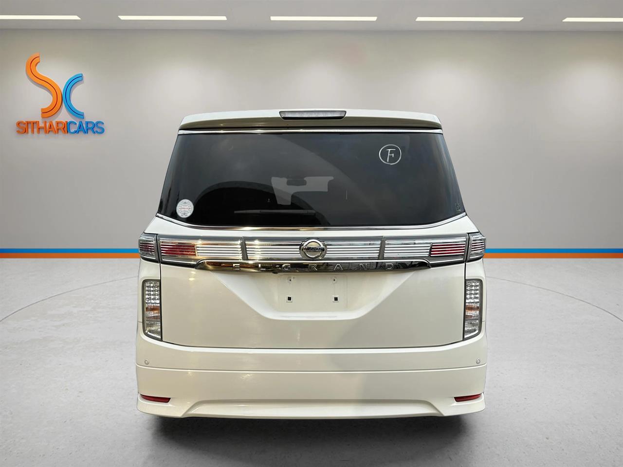 2013 Nissan Elgrand