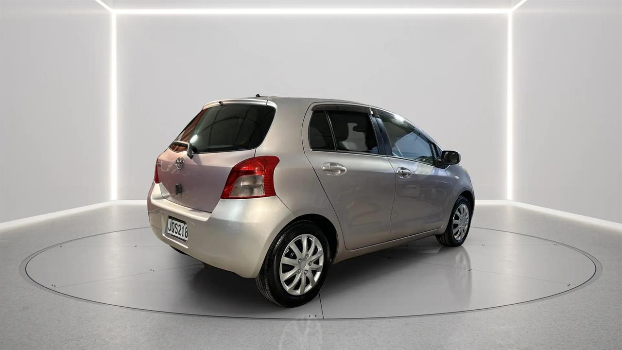 2006 Toyota Vitz