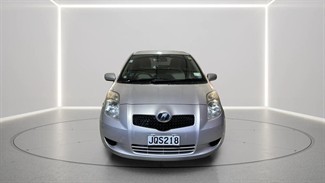 2006 Toyota Vitz - Thumbnail
