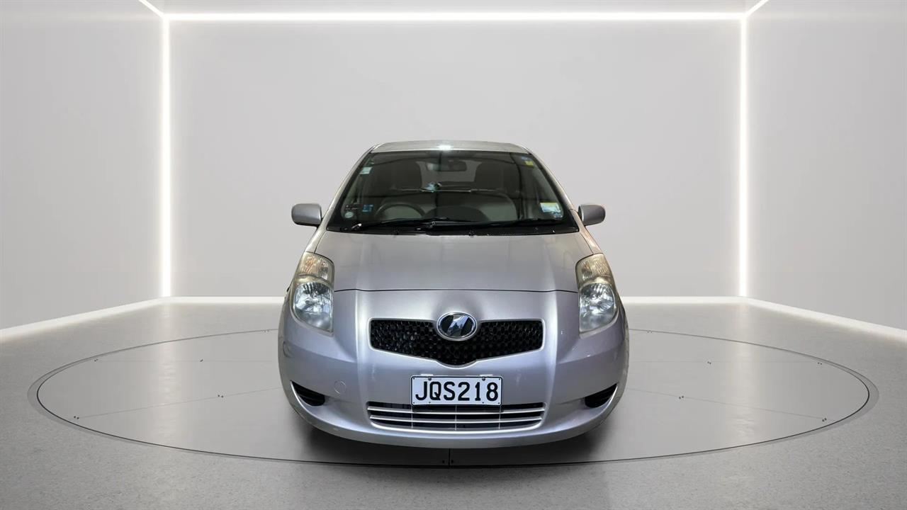 2006 Toyota Vitz