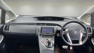 2013 Toyota Prius - Thumbnail