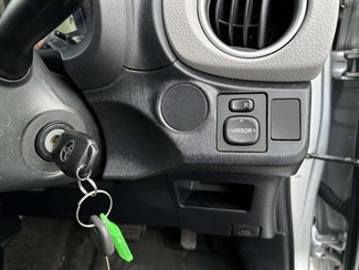 2013 Toyota Yaris - Thumbnail