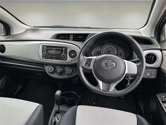 2013 Toyota Yaris - Thumbnail