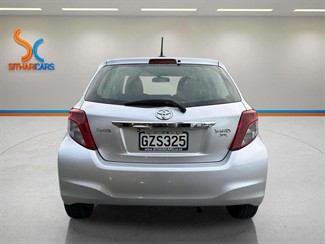 2013 Toyota Yaris - Thumbnail