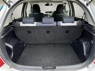 2013 Toyota Yaris - Thumbnail