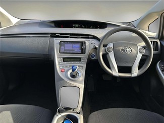 2013 Toyota Prius - Thumbnail