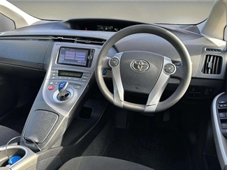 2013 Toyota Prius - Thumbnail