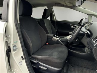 2014 Toyota Prius - Thumbnail