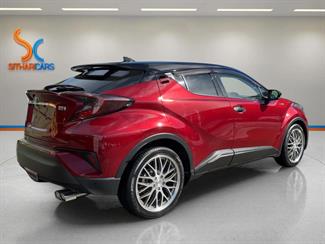 2018 Toyota C-HR - Thumbnail