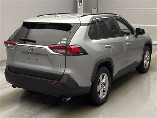 2019 Toyota RAV4 - Thumbnail