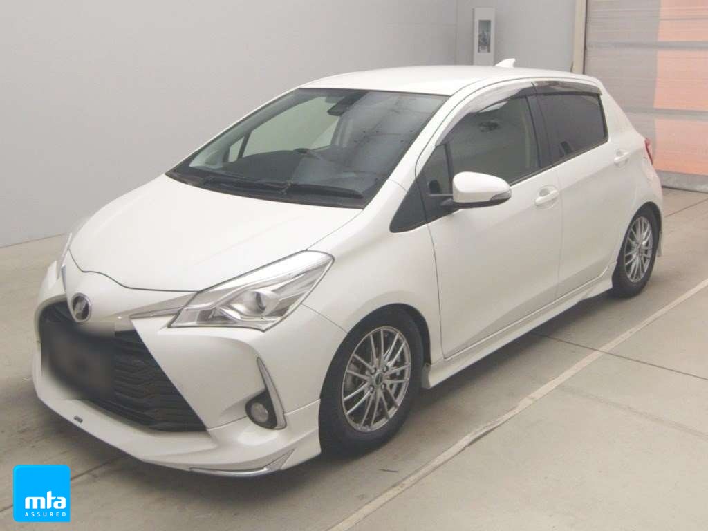 2017 Toyota Vitz