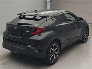 2020 Toyota C-HR - Thumbnail