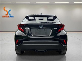 2020 Toyota C-HR - Thumbnail