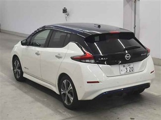 2018 Nissan Leaf - Thumbnail