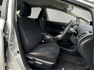 2013 Toyota Prius - Thumbnail